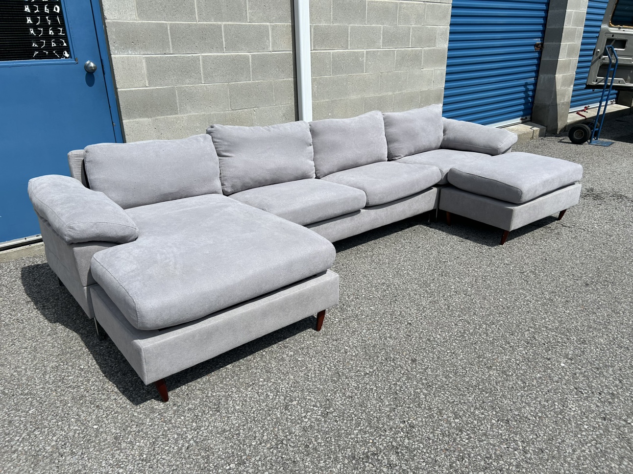 FREE DELIVERY• LARGE GREY SECTIONAL COUCH SET / SOFA w/ OTTOMAN - photo 5