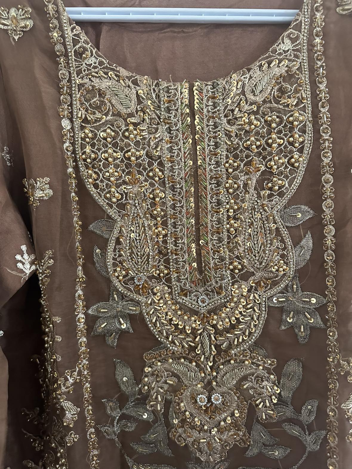 South Asian formal 3 piece outfit with gold detailing - photo 2