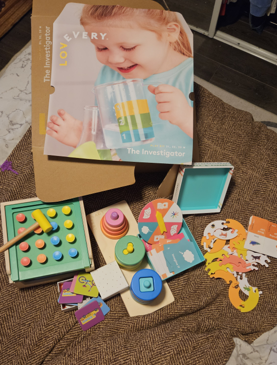 Lovevery bundle (assorted toys thumbnail