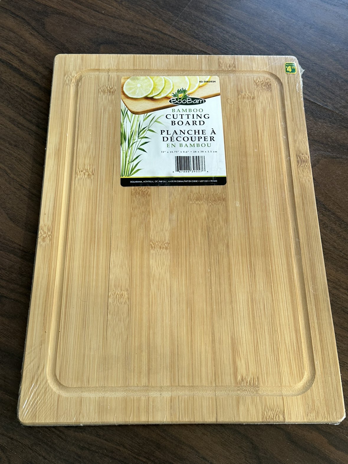 Bamboo cutting board thumbnail