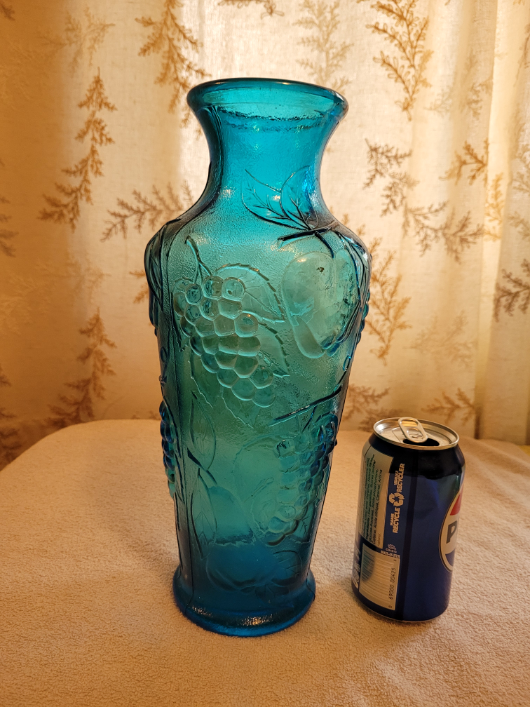 Vintage Empoli pear and grape vase