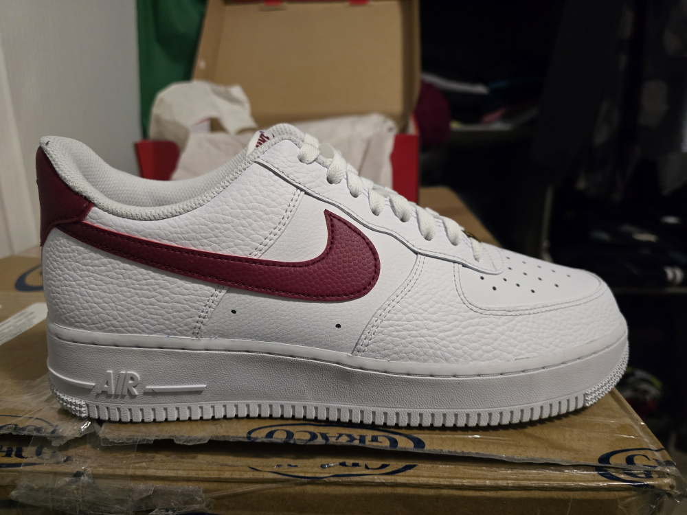 Air Force 1 '07 Low "Team Red" sneakers