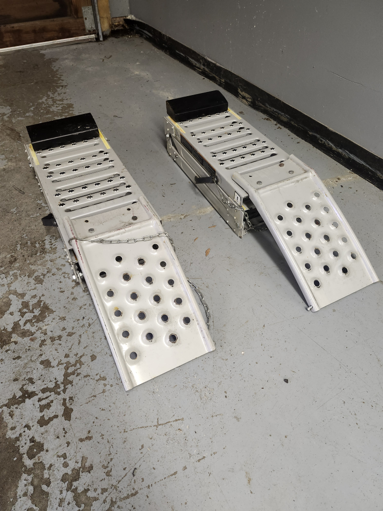 Foldable Loading Ramps Pair