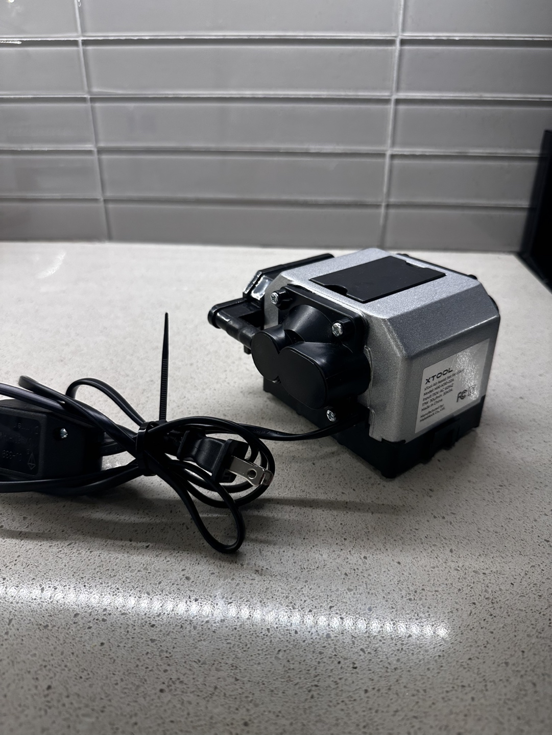 XTOOL M1 Air Assist( no box, item only)