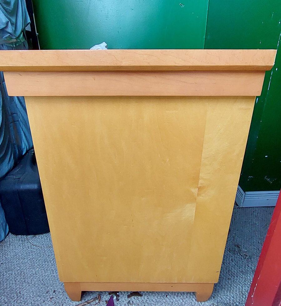 matching bedside tables - photo 5