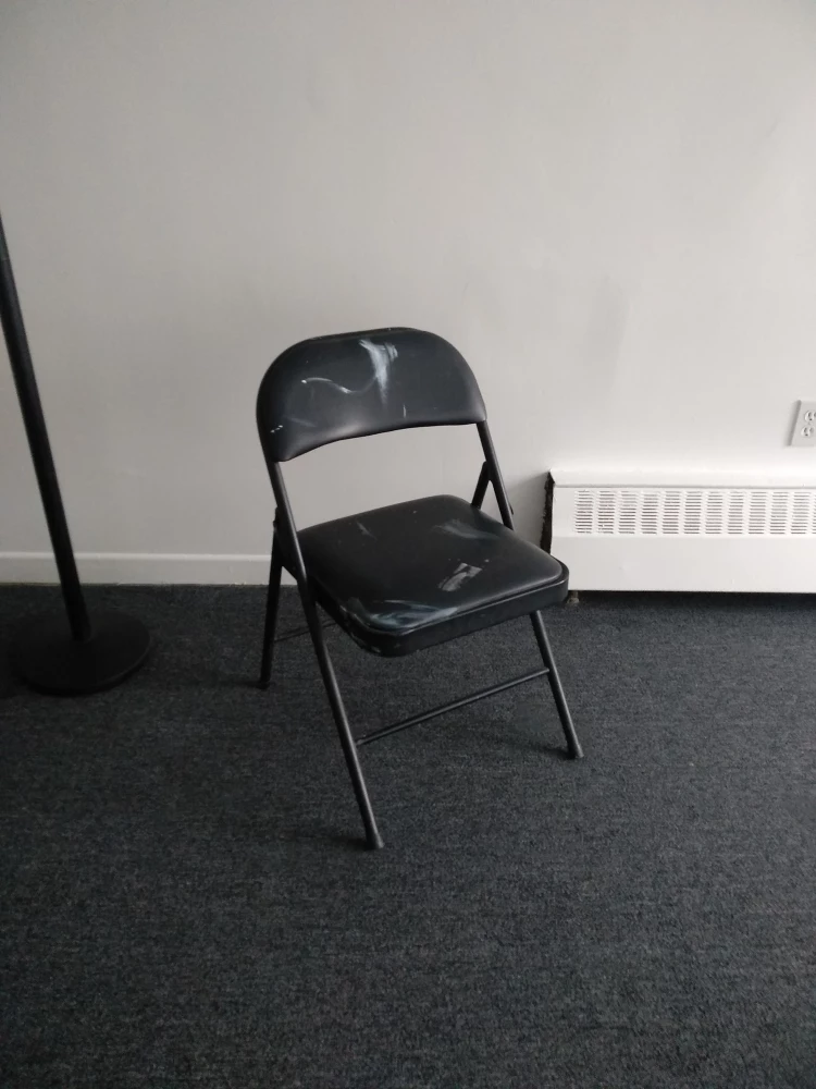 Folding chair 🧡 thumbnail