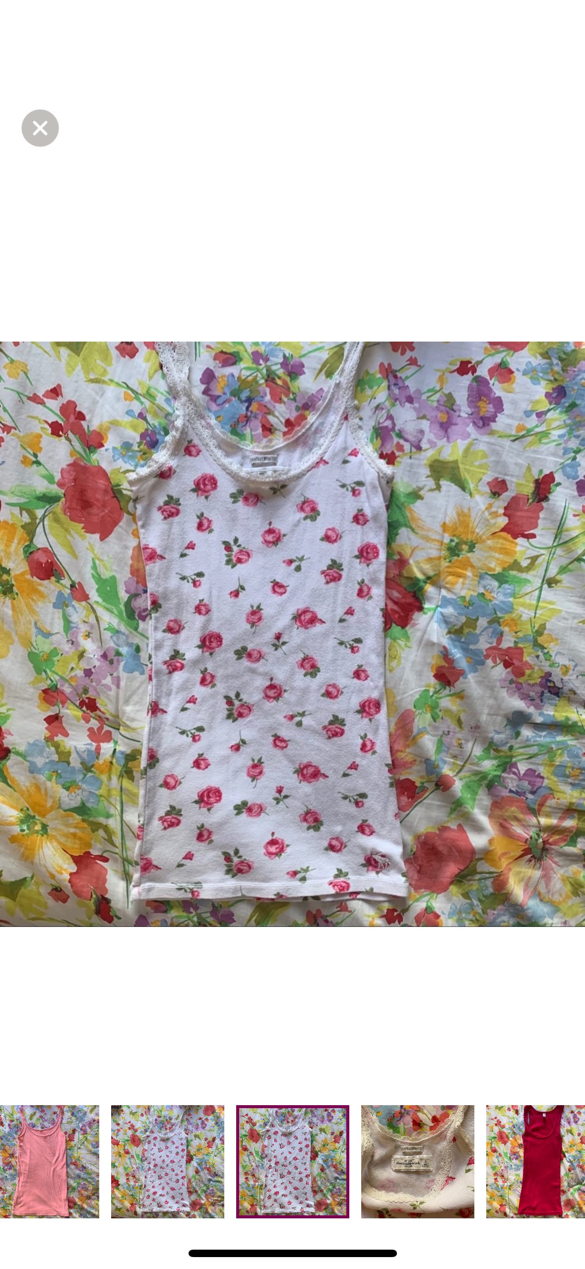 Tank top bundle. image indicator(4)