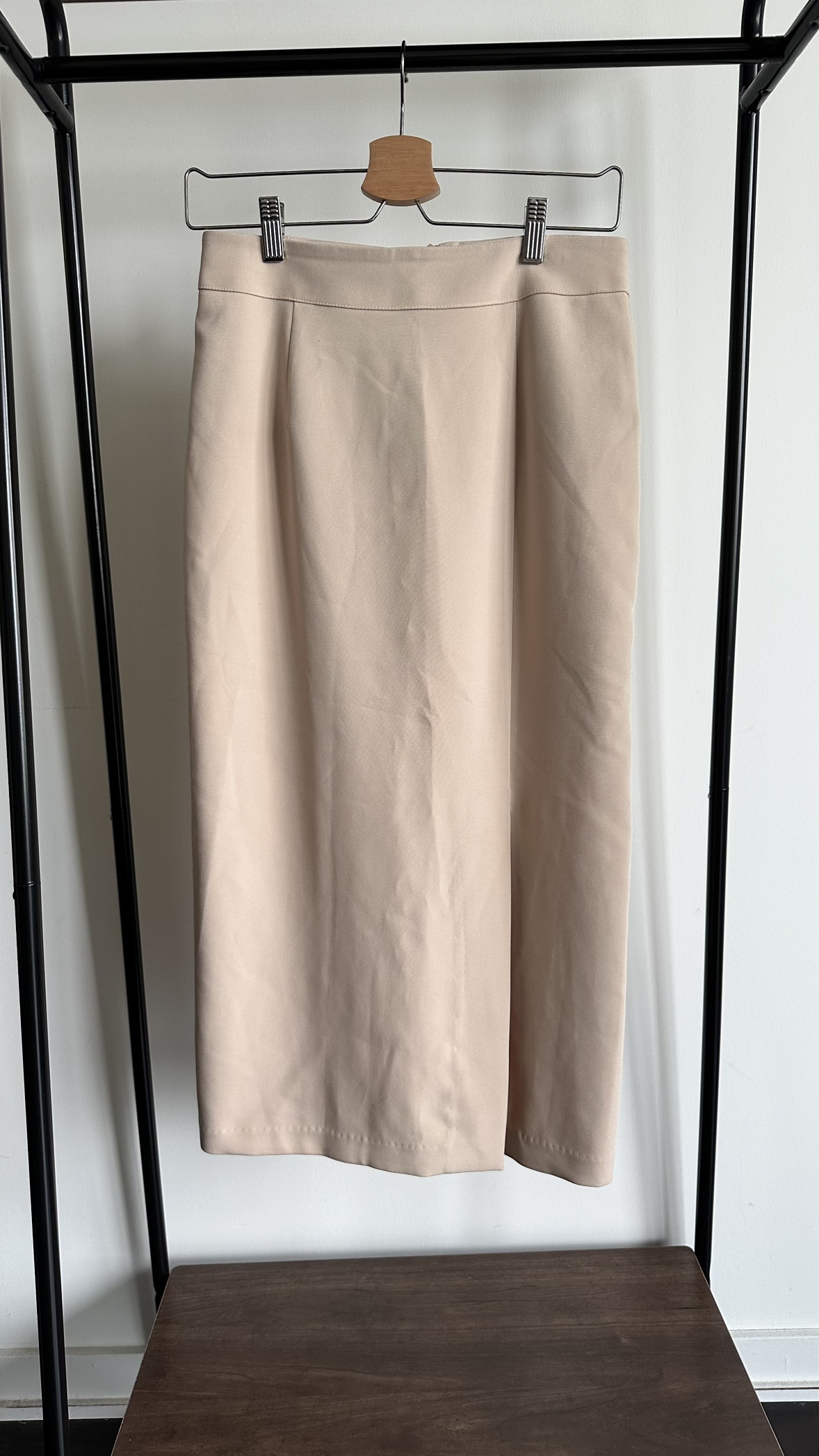 Long skirt thumbnail