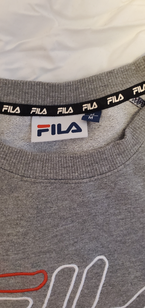 FILA sweater size M image indicator(2)