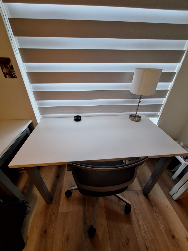 White desk with chair - photo 3
