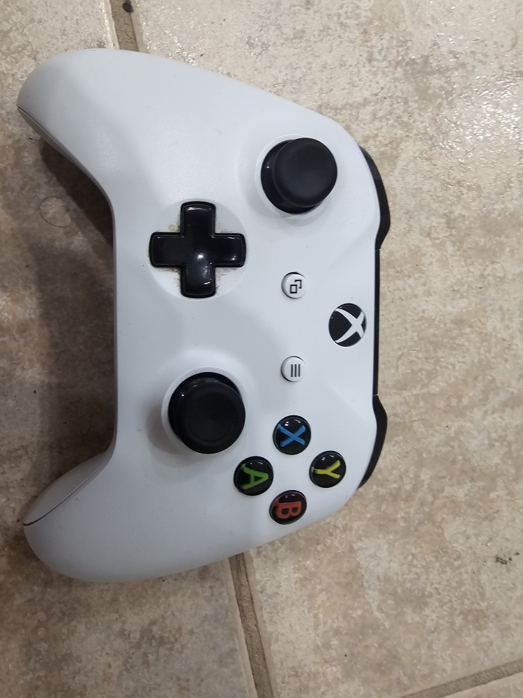 Xbox One S, 1TB with 3 free games! - photo 5