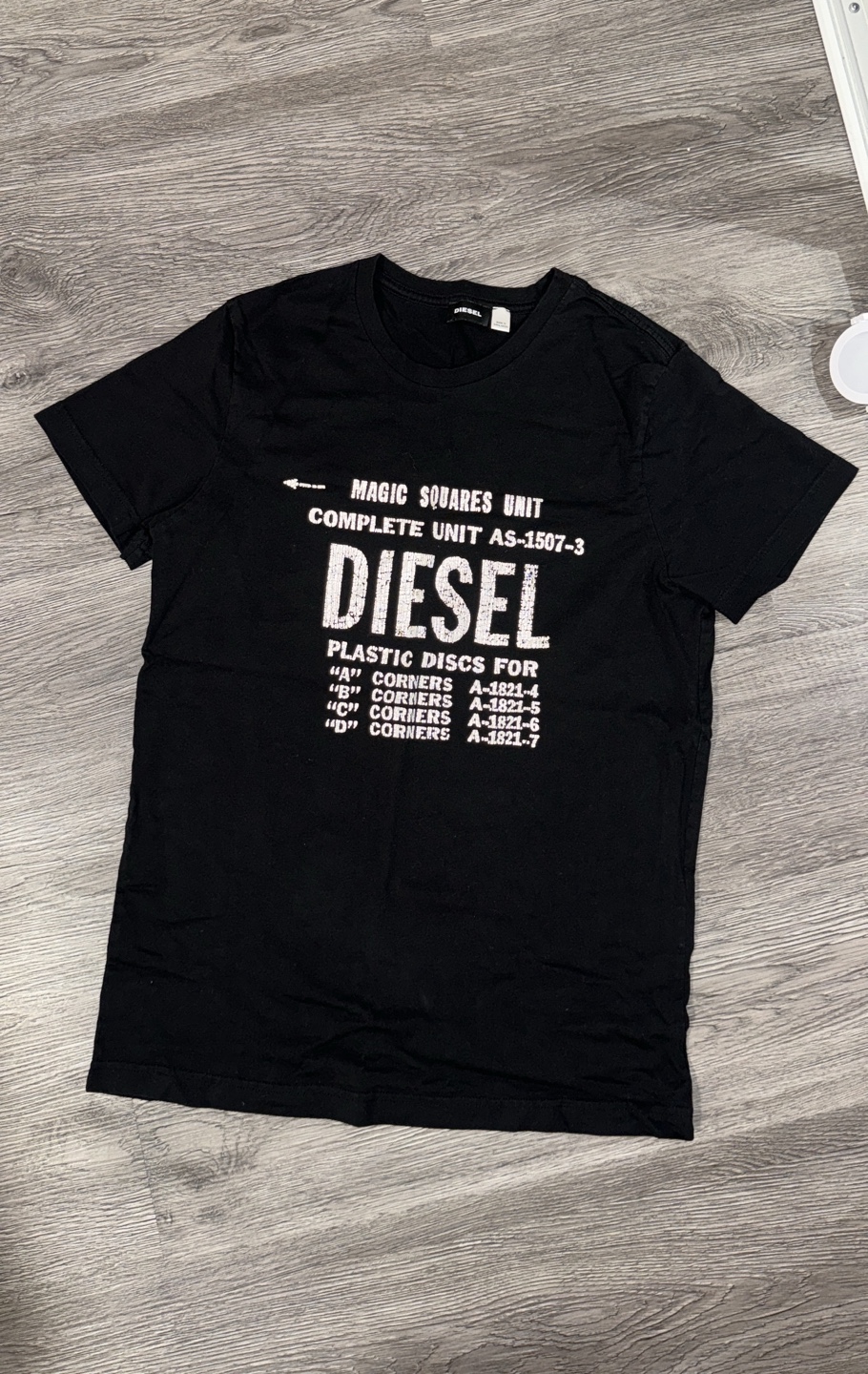 T-shirt thumbnail