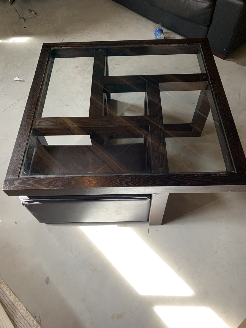 Coffee table with storage stool