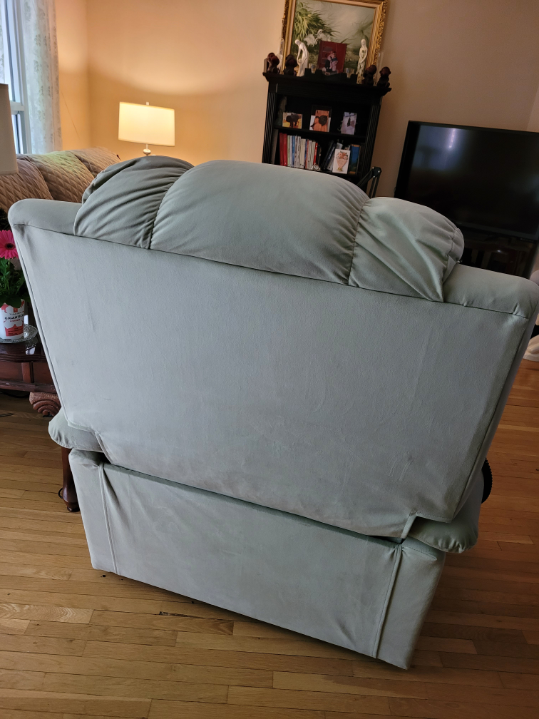 Power Recliner/Lift with Heated Vibration Massager - photo 3