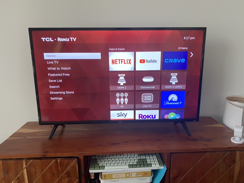 Smart TV 40” / TCL RokuTV