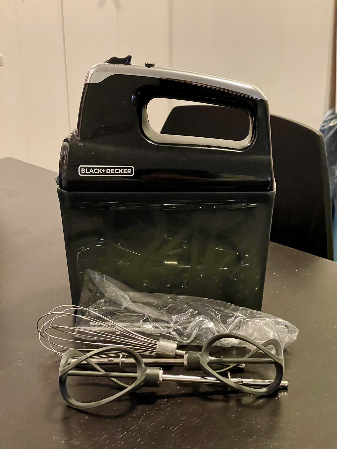 Black + Decker Hand Mixer