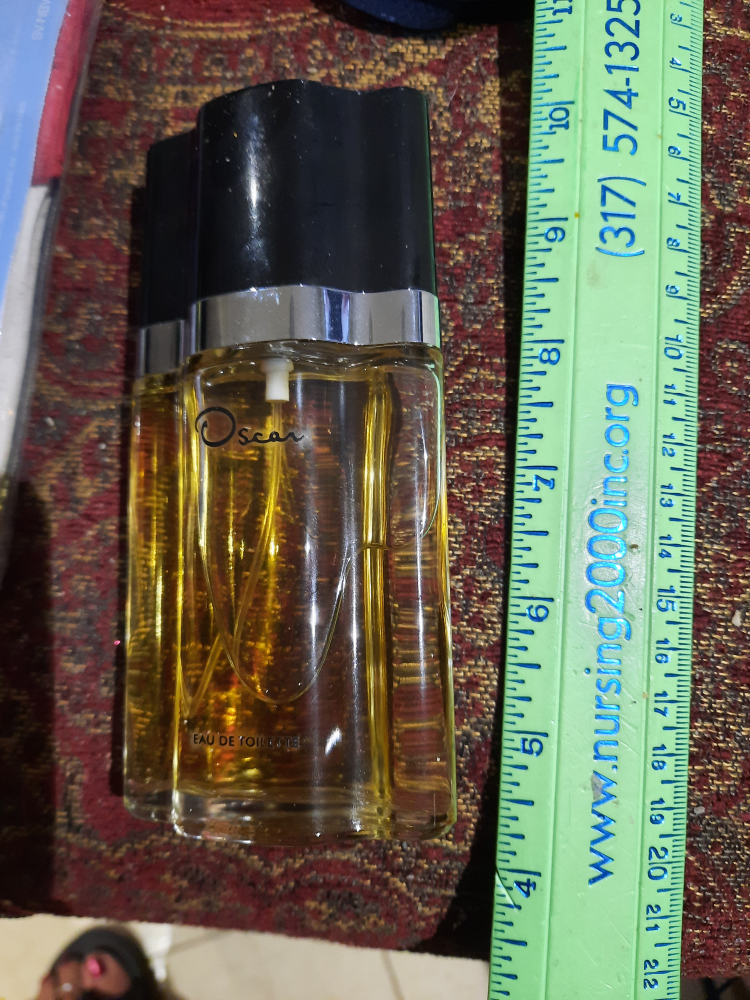 OSCAR DE LA RENTA EAU DE TOILET 50ML thumbnail