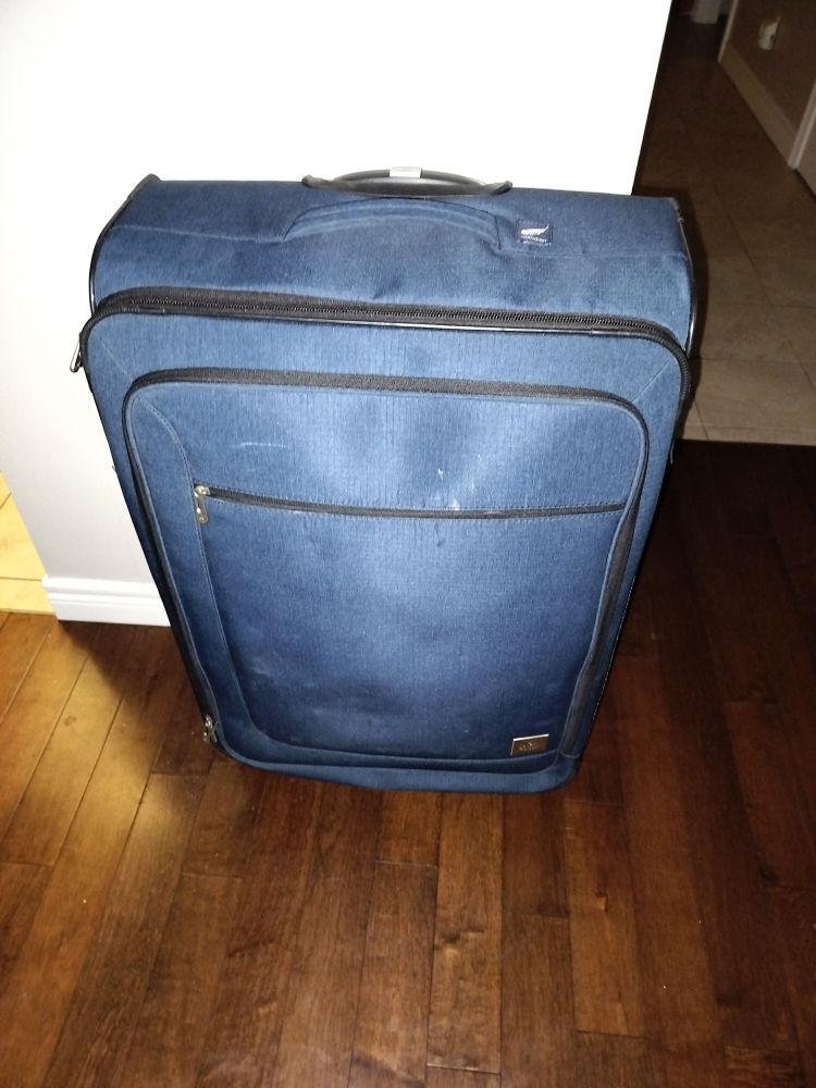 Travel luggage #freecycle