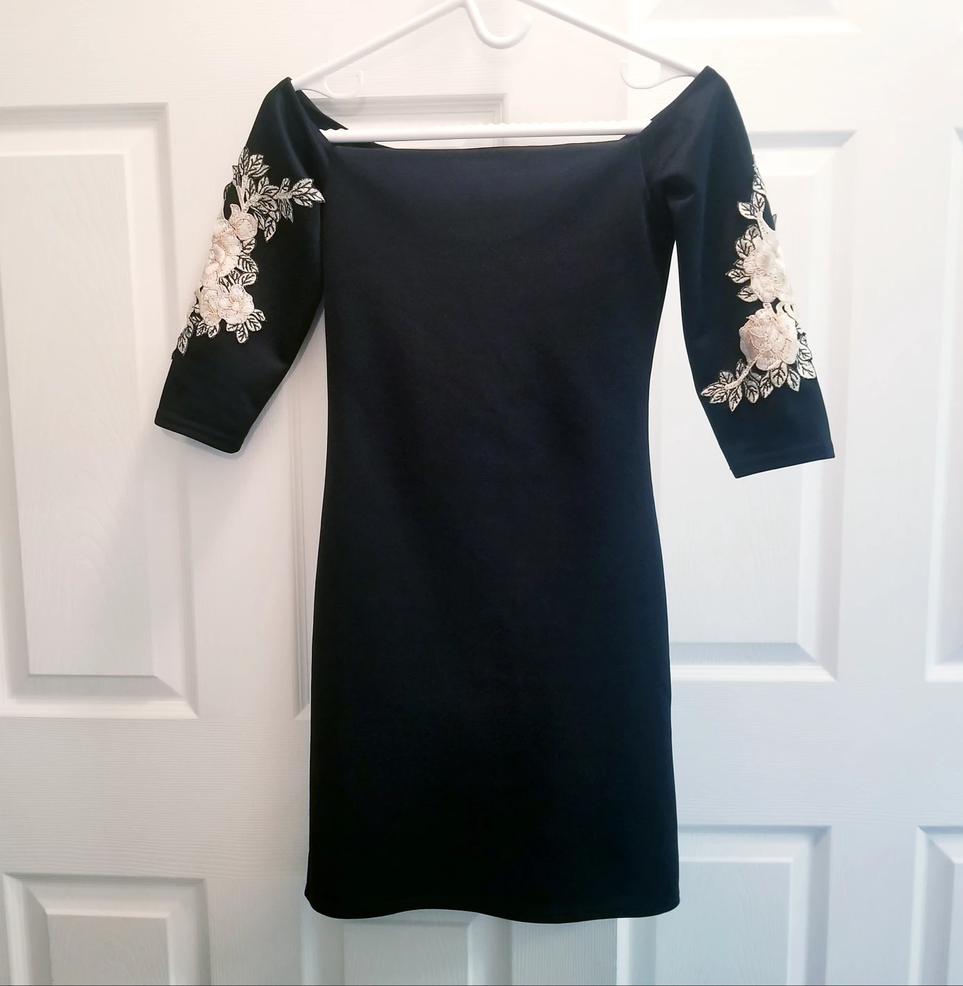 Gorgeous Black Mini Dress w/ Embroidered Roses - Size Small image indicator(3)