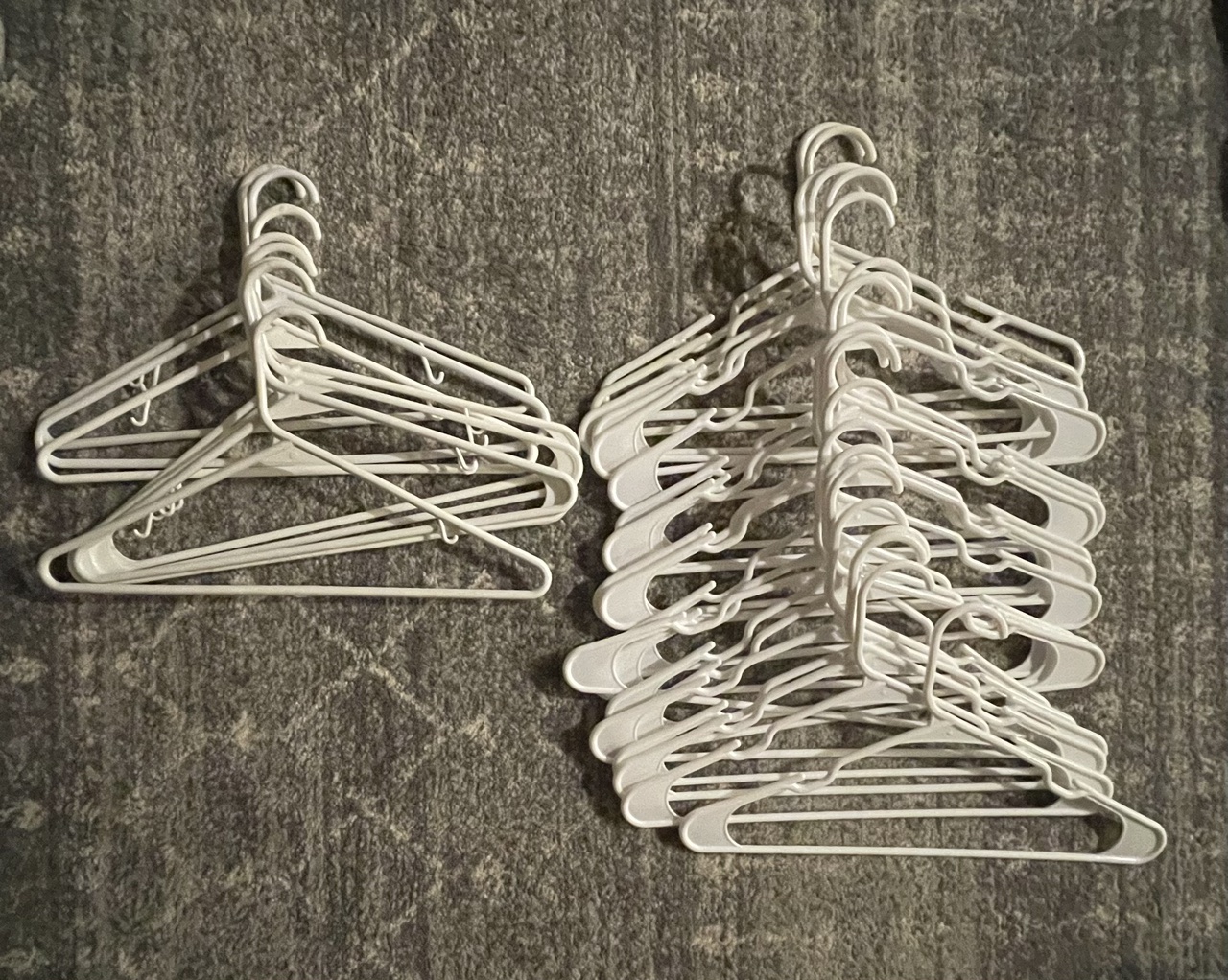 Plastic Hangers White (2 types) #30