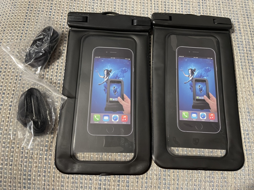 Universal Waterproof Phone Pouch, 2pc,Phone Waterproof Bag Case image indicator(2)