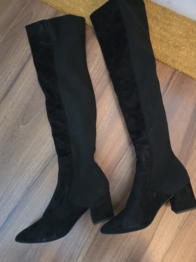 Steve Madden Knee High Boots - Womens Size 7
