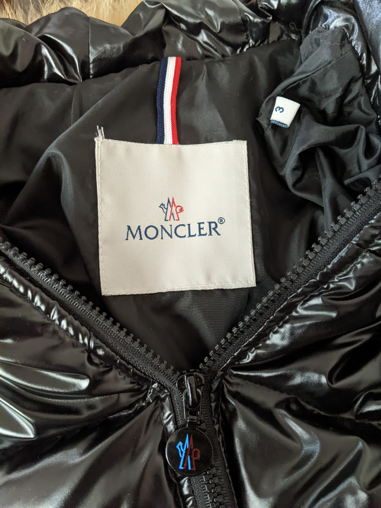 Moncler Black Belted Puffer Jacket Hood With Faux Fur Size 3 - photo 3