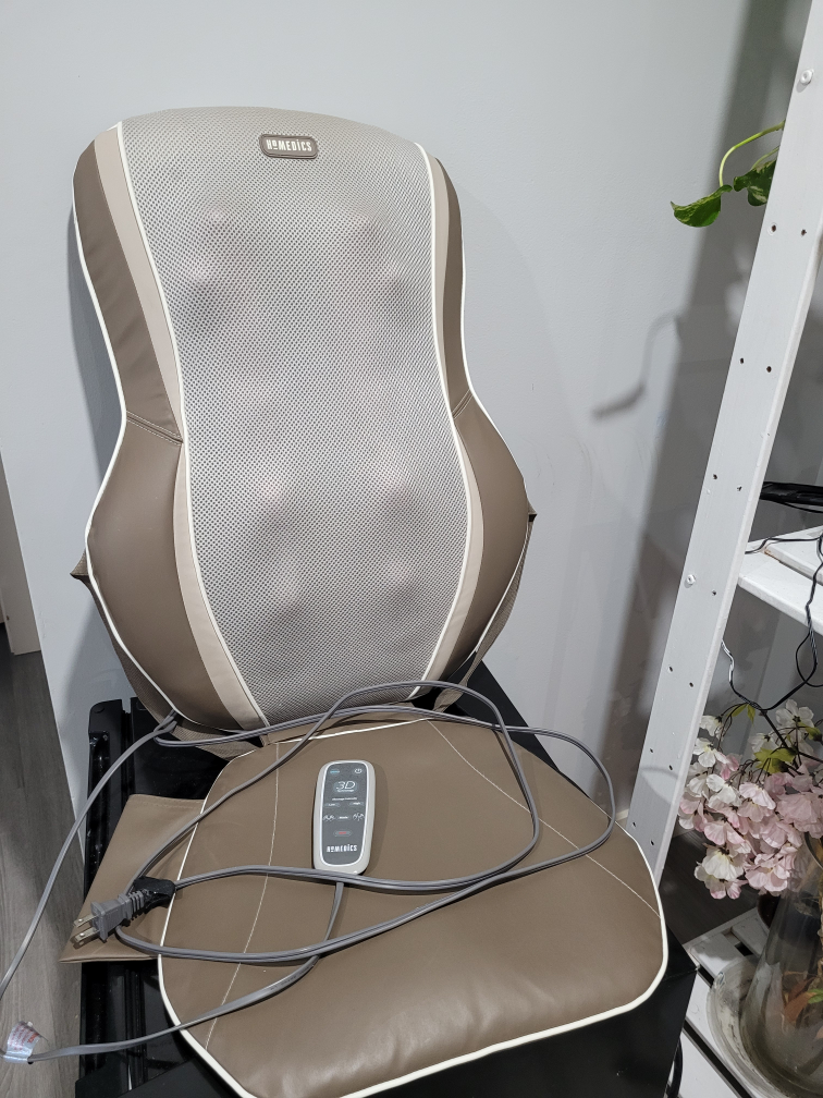 back massager with heat and control - photo 2