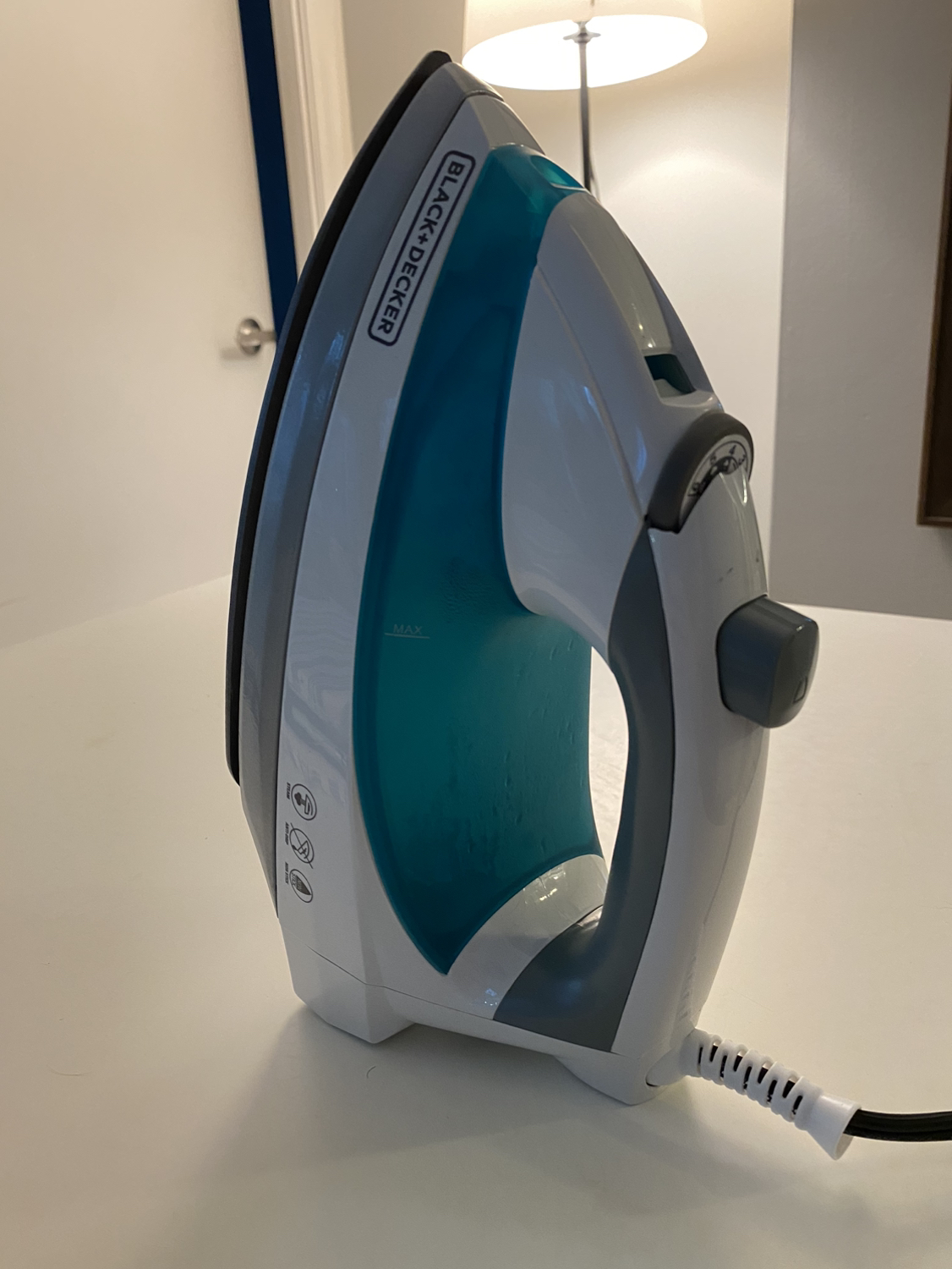 Iron black+decker thumbnail
