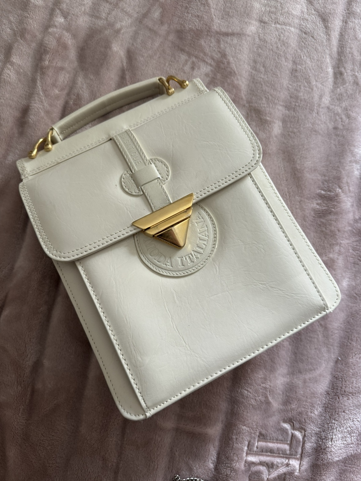 Vintage bag made in Italy image indicator(3)