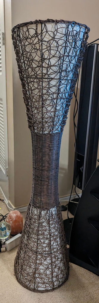 Floor lamp