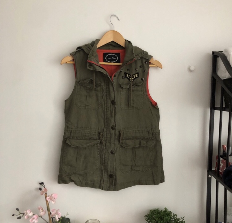 Army Green Linen vest thumbnail