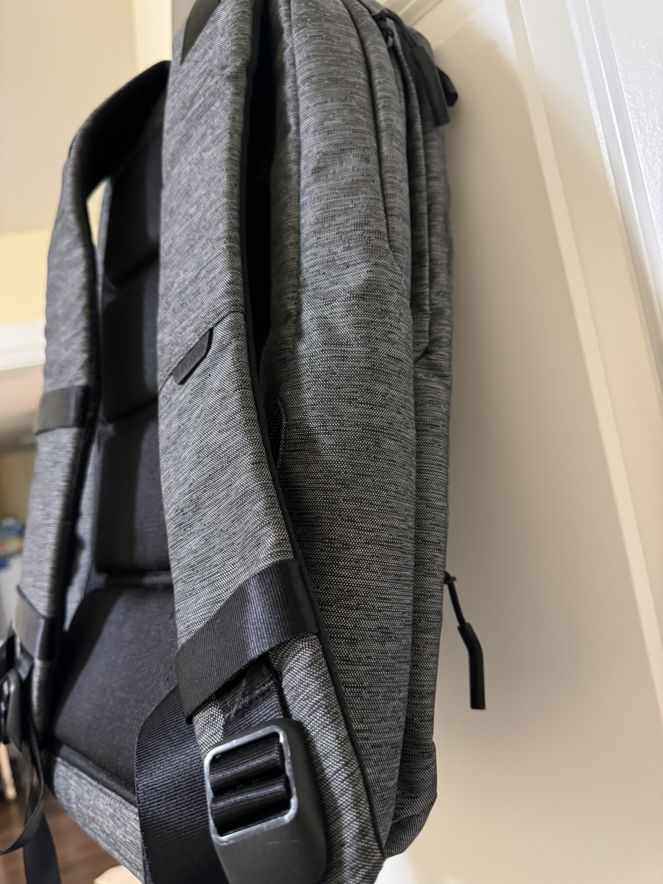 Incase City Laptop Backpack - photo 4