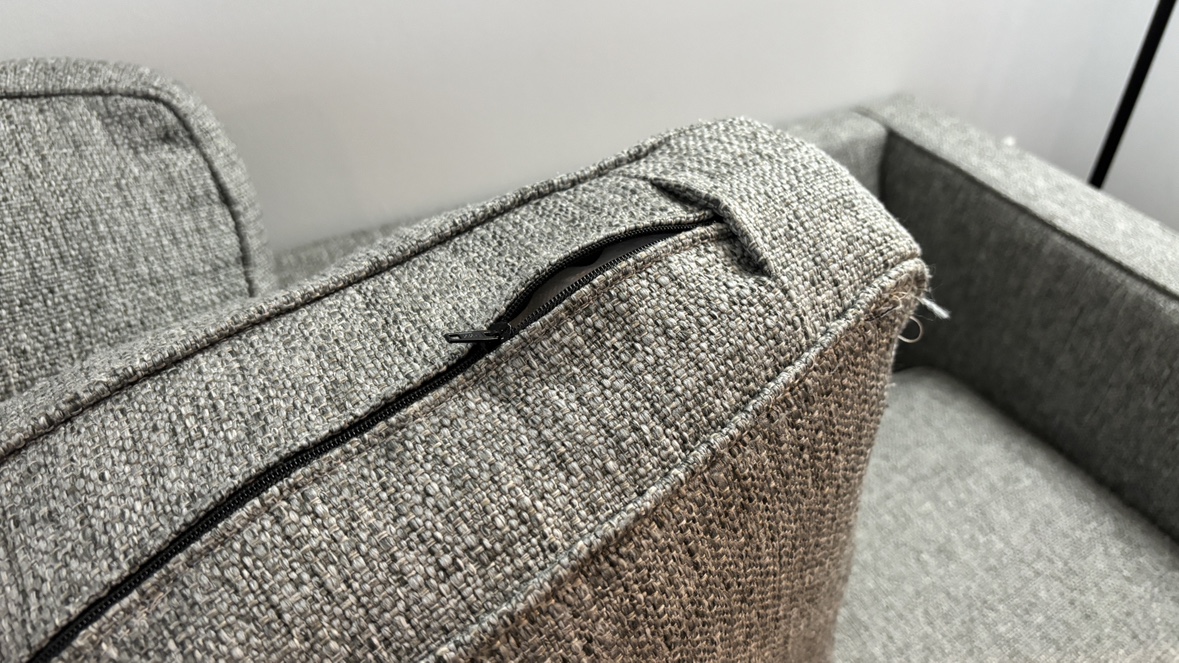 Washable Good Quality Fabric Sofa (Brand: Palliser furniture) - photo 4
