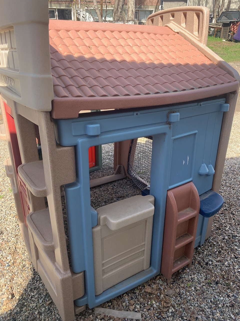 Little tike kids house thumbnail