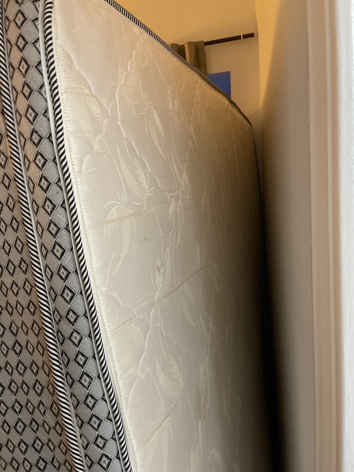 doble full size bed matress rushsale! - photo 2