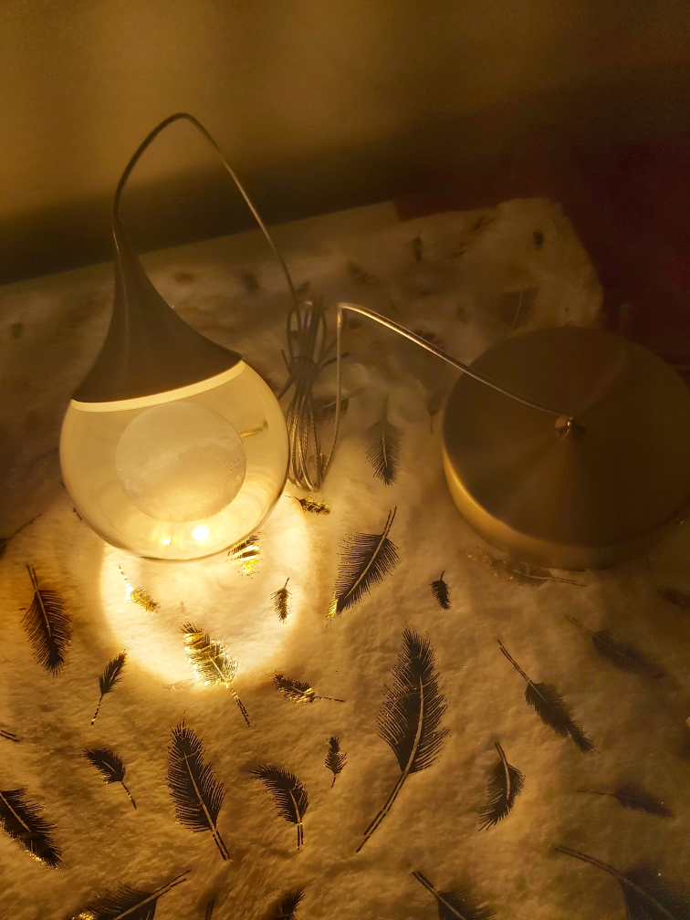 moon light gold thumbnail