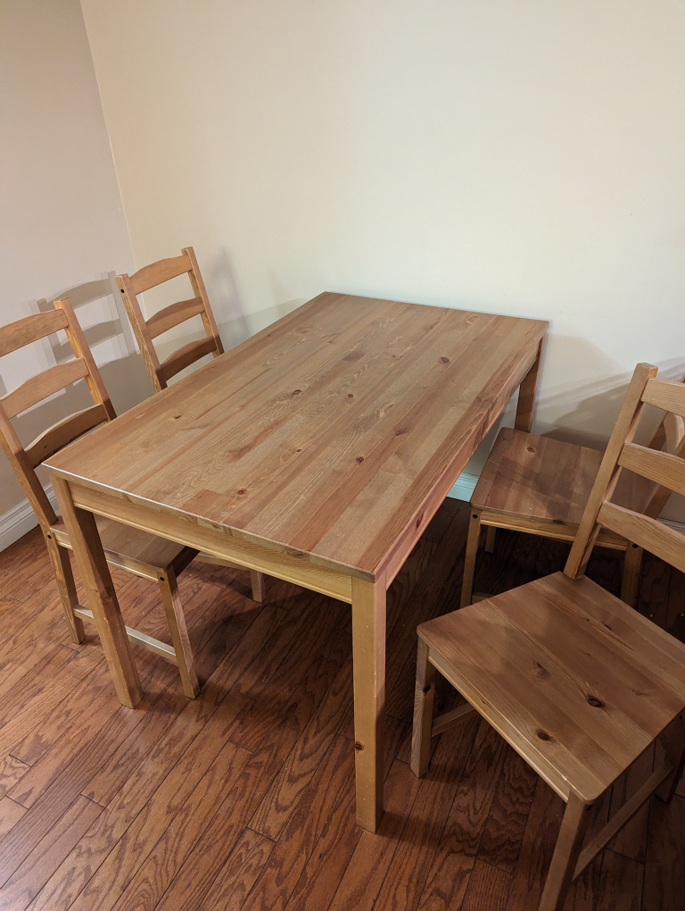 Ikea Dining Table and 4 Chairs - photo 3