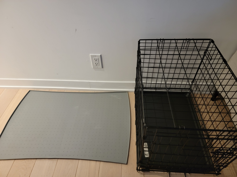 Puppy Essentials - Crate + Waterproof mat + Elevated bed