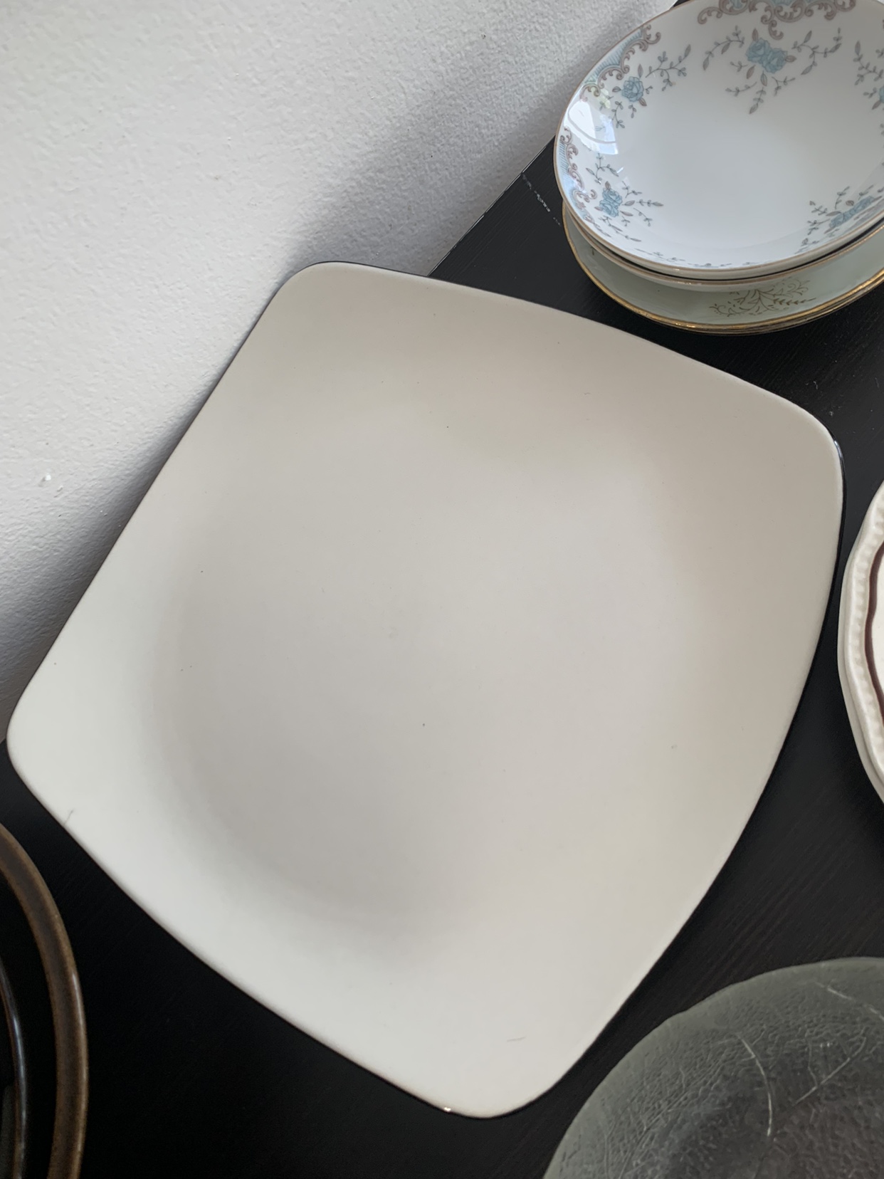 All expensive gorgeous plates - photo 3