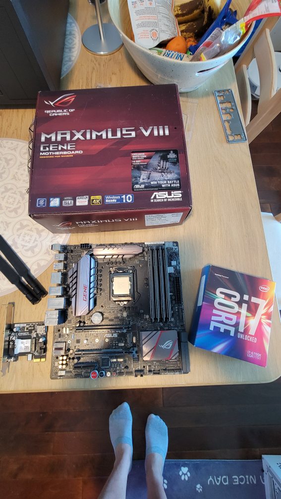 ASUS MAXIMUS VIII GENE + Intel i7 6700K + Ballistix DDR4 + WIFI thumbnail