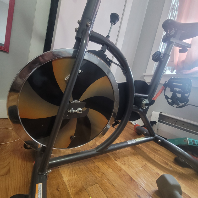 Fitness Bike ---Mint Condition---- Works perfectly - photo 4