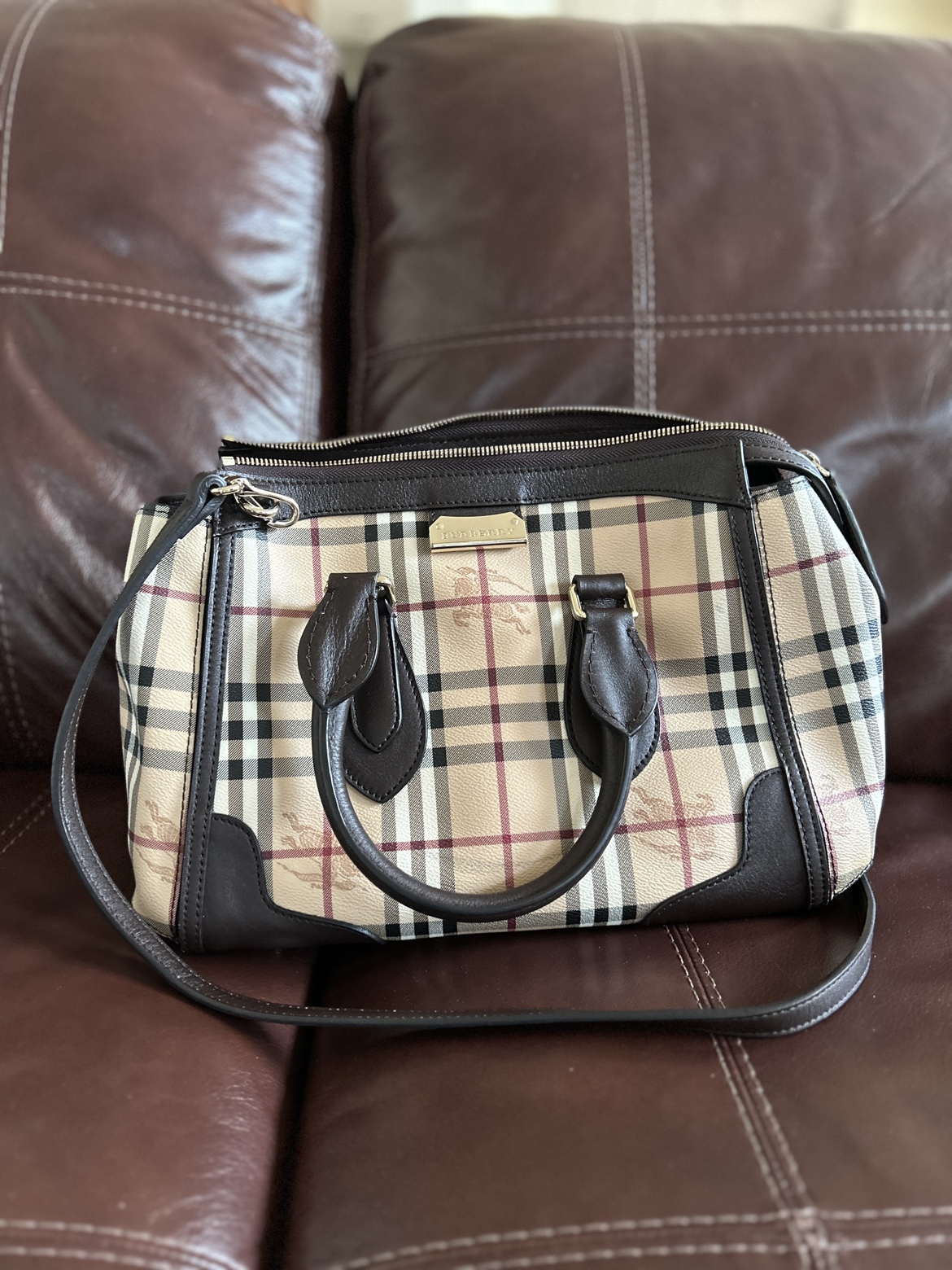 Burberry vintage handbag