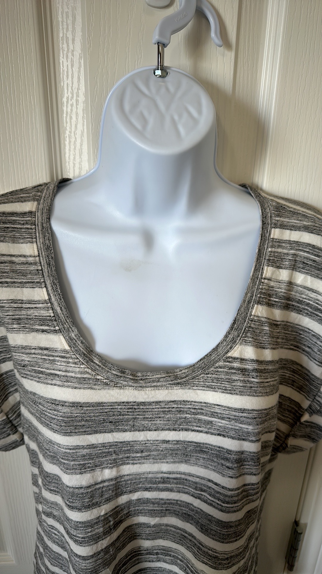 7 for all mankind ladies top image indicator(6)