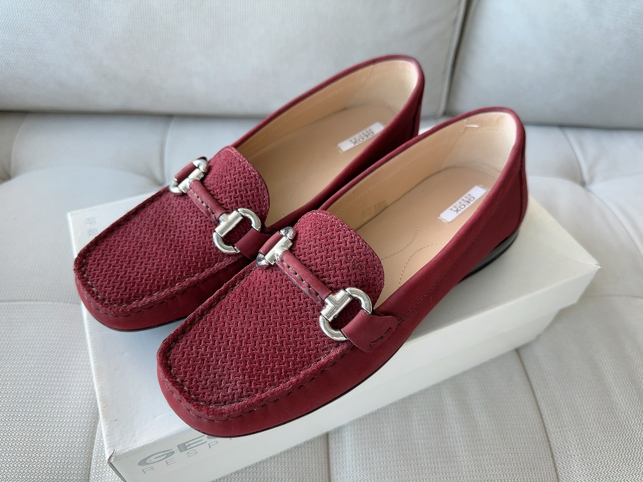 Geox Suede Loafer, size 36 - photo 2