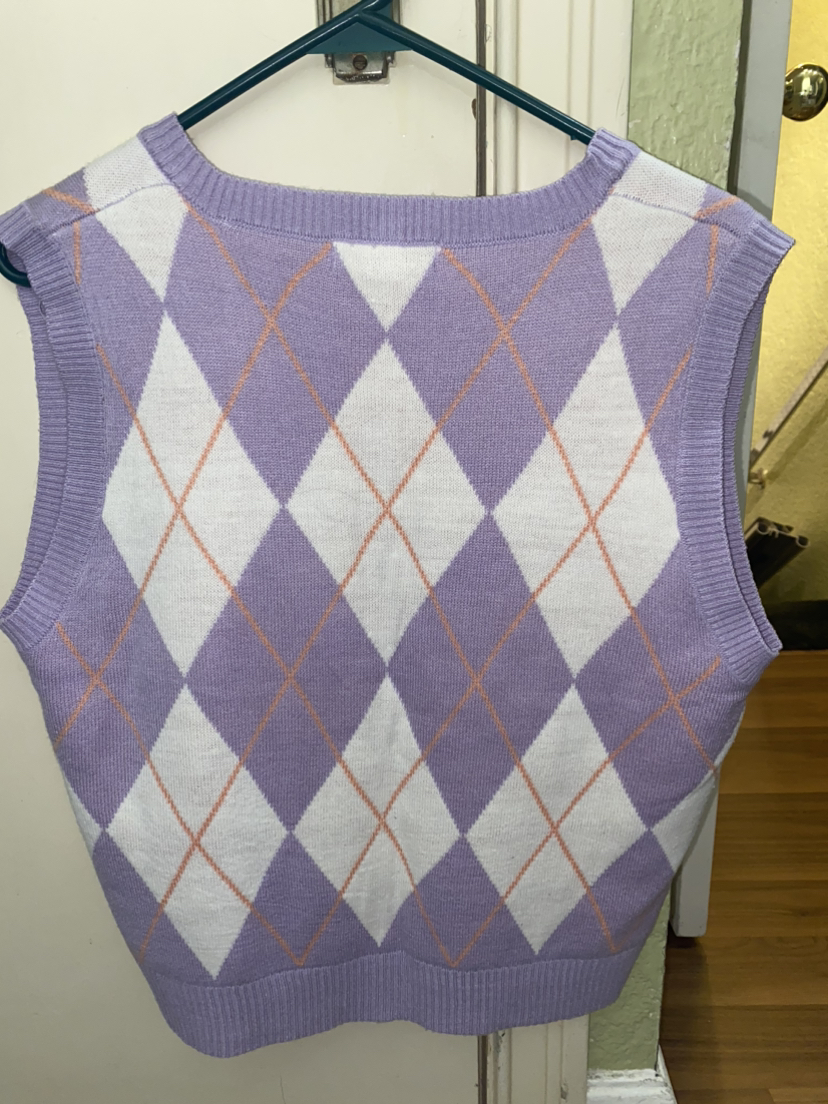 PURPLE AND WHITE SWEATER VEST image indicator(6)