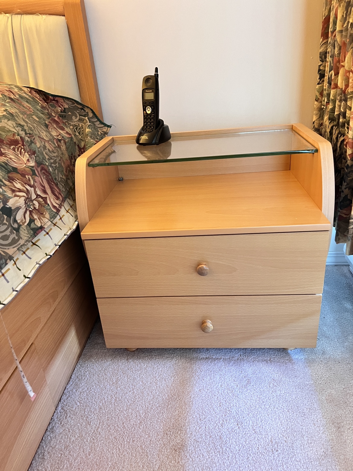 Night stand