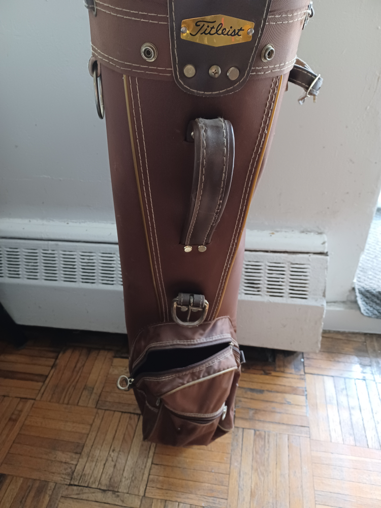 golf bag and clubs - photo 2