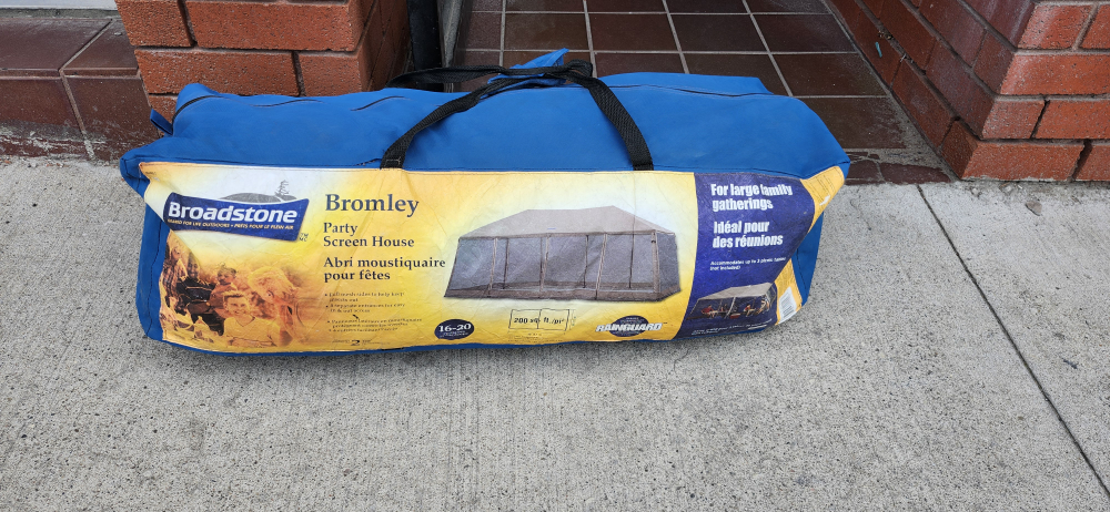 Large Picnic/Backyard Tent