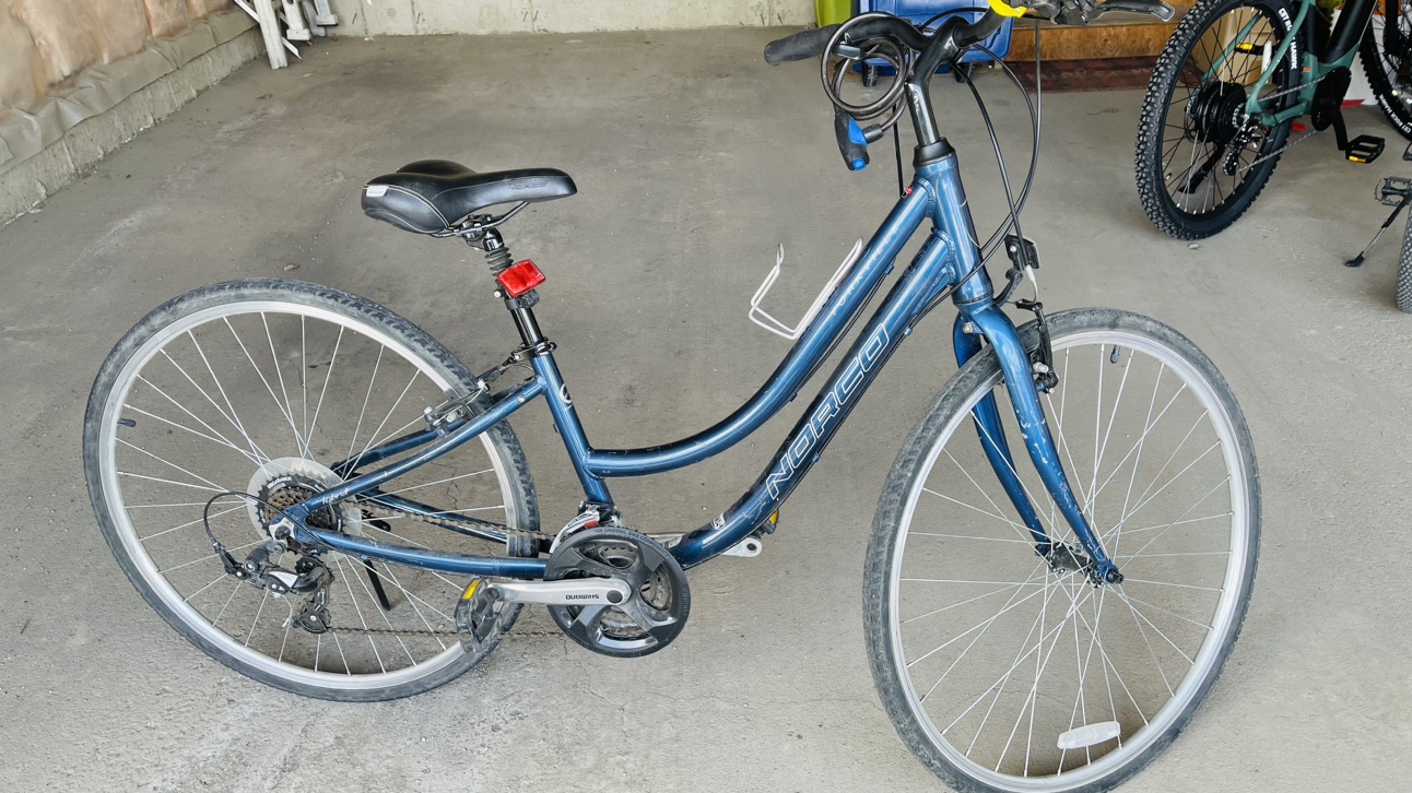 Women’s Norco Hybrid bicycle
